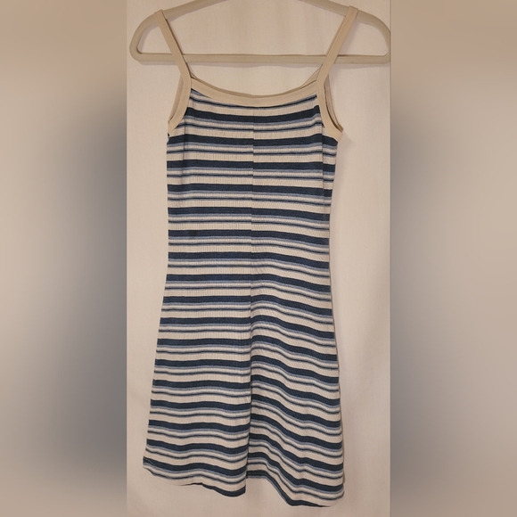 Summer Dress - Picture 2 of 2